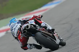 Superbike: Carlos Checa "Sono pronto a dare il massimo"