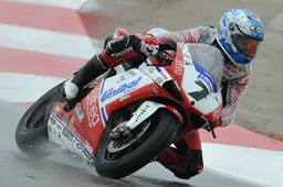 Superbike: Carlos Checa "Bella pole, mi ha sorpreso!"