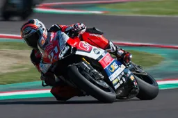 CIV Imola Gara 1 Superbike a Pirro, Sintoni si impone in Moto3