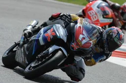 Superstock 1000 Monza Gara: Corti in volata su Simeon
