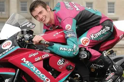Road Racing: Conor Cummins resta con Kawasaki McAdoo