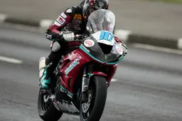 North West 200: slitta ancora il programma, gare a rischio
