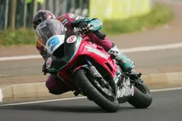 Road Racing: Conor Cummins promette di battere il record dell'Ulster GP