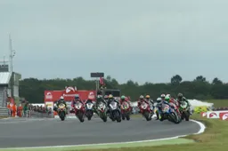 BSB Snetterton: Gara 1 in versione integrale, che mischia!