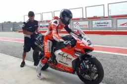 Superbike: Ecco Marco Melandri sulla Ducati Barni (VIDEO)