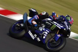 LIVE 8 Ore Suzuka: Yamaha straccia tutti, gara e Mondiale con Niccolò Canepa
