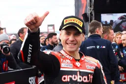 Alvaro Bautista: "Mi chiedono di non esagere, ma non ci riesco"