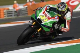 MotoGP Valencia: Aprilia, Aleix Espargaro rientra e cade di nuovo