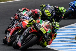 Andrea Iannone avvicina l'Aprilia al podio MotoGP