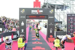 Superbike: Denis Sacchetti, il team manager d'acciaio