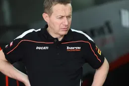Superbike Aragon: Barni Ducati sorpresa, Xavi Fores pronto per vincere?