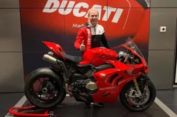 SBK, Alvaro Bautista: Ducati gli spedisce un regalo da 40.000 Euro