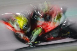 Superbike: Alvaro Bautista a 322,3 km/h, Ducati un razzo nel deserto