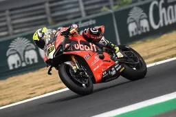 Superbike Thai Prove 2: Alvaro Bautista, il distruggi-record