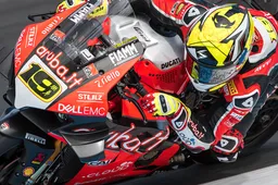 Superbike:  Alvaro Bautista e Ducati V4R sbancano al debutto