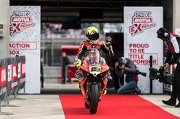 Superbike Aragon: Alvaro Bautista suona la nona