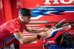 Mondiale al via: la Superbike diventerà un clone della MotoGP?