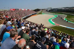 Superbike: Dorna pensa alle tre  gare in tutti i round 2019