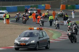 Superbike Donington Dorna risponde “Safety Car? Ecco perchè no”