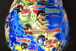 Superbike Imola Marco Melandri che casco "Riccio turista italiano"