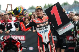 Superbike Germania: Ducati in festa, Chaz Davies sei straordinario!