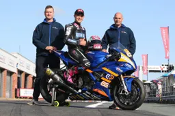 Chrissy Rouse, campione matematico, sale nel British Superbike con BMW