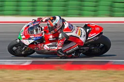 CIV: Misano, Michele Pirro (Superbike) e Stefano Nepa (Moto3) calano l'asso