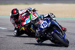 Supersport 300 Donington Superpole Prima pole position per Alfonso Coppola