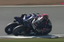 BSB Silverstone VIDEO: O'Halloran-Mackenzie, scontro in Yamaha!
