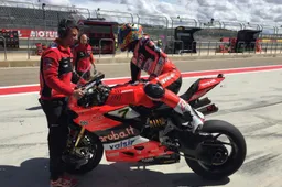 Superbike Aragon Prove 2: Marco Melandri davanti alle Kawasaki