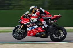 Superbike Prove Libere 3 Chaz Davies, che passo! Ducati in forma