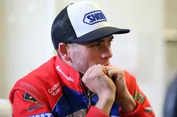 BSB Brands Hatch: Jake Dixon 3° pole di fila, alle 17:00 Gara 1 in TV