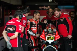 Superbike Phillip Island Prove 3: Bautista e Ducati nell'iperspazio