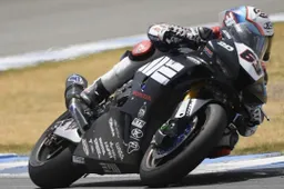 Superbike: Lorenzo Gabellini fuori dal Mondiale, Moriwaki avanti da sola