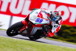 Supersport Phillip Island FP2 La MV Agusta vola con PJ l'Amerikano