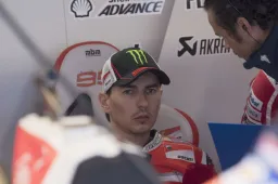 MotoGP: Crisi Jorge Lorenzo, e se fosse un problema di tenuta fisica?