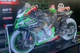 Superbike Test Misano: Jonathan Rea cade, Kawasaki lo ringrazia!