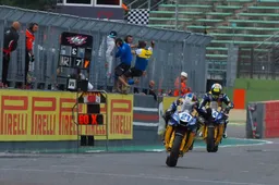 Supersport Imola: Randy Krummenacher vince e allunga