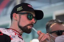 Superbike: Il team RC getta la spugna, Eugene Laverty (e BMW) a piedi
