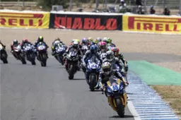 Supersport Jerez, Andrea Locatelli non si ferma: tre su tre