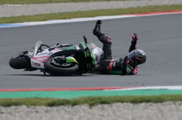 Superbike: Alex Lowes a terra, la faccia in ombra del pianeta Kawasaki