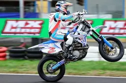 InoxMax: Sabato Biaggi in pista negli Internazionali Supermoto