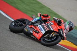 Superbike Aragon Prove 2 Jonathan Rea scatenato, Marco Melandri 2°