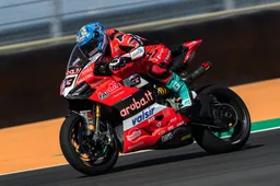 Superbike: Marco Melandri veloce, ma ancora senza un futuro