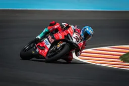Superbike Argentina: Marco Melandri in pole, Gara 1 alle 21