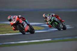 Superbike Thailandia Marco Melandri ammette "Rea è impressionante"