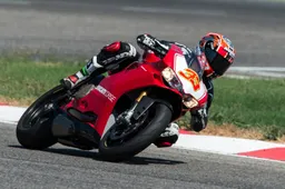 Quanto piace Marco Melandri in Ducati? Ecco il desmopensiero dei tifosi