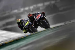 MotoGP Le Mans Vinales strappa la pole a Rossi e Zarco Tripletta Yamaha