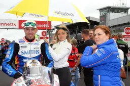 Superbike: Peter Hickman corre  nel Mondiale a Donington!