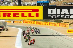 Superbike Caso Pirelli: "Le nostre gomme sono OK, sbagliano le squadre"